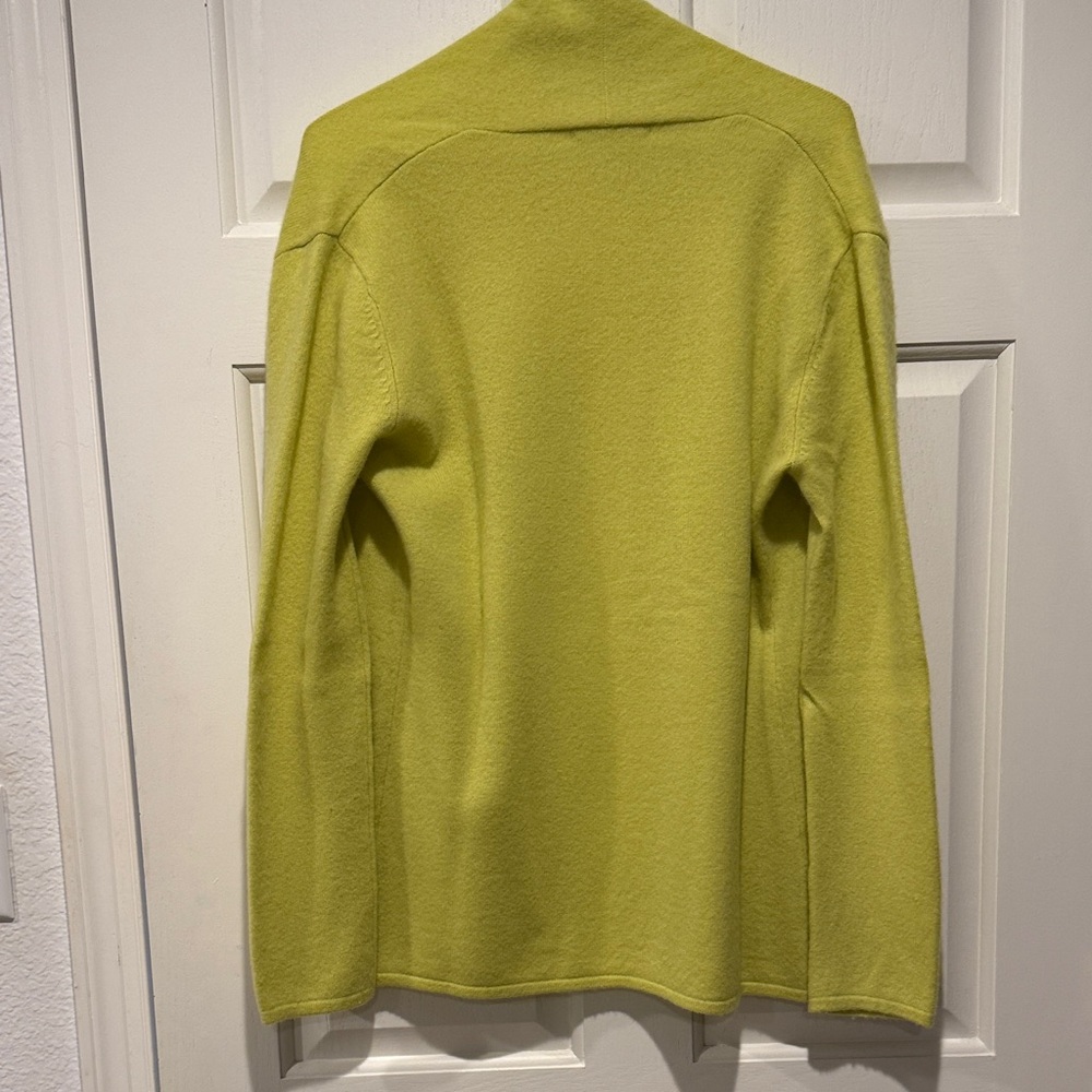 Neiman Marcus Chartreuse Cashmere Basic Open Card… - image 5